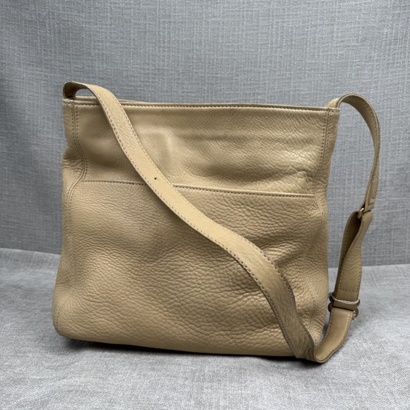 Vintage COACH Leather Shoulder Bag Tan/Light Camel Color - Picture 2 of 5